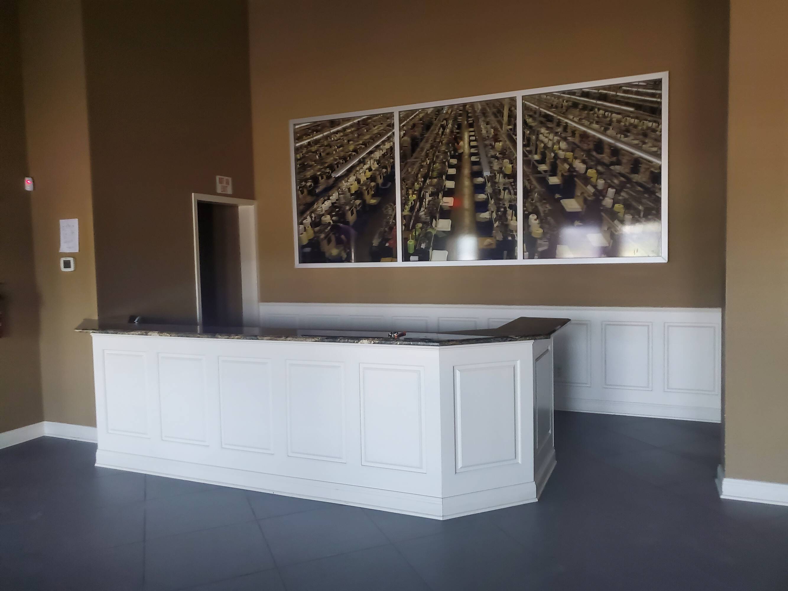 4255 McKinley Pkwy, Hamburg, NY 14075