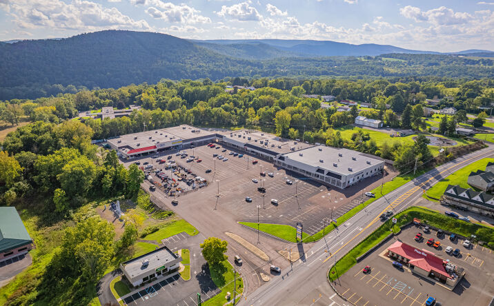 Pictures of Retail property located at 420 Tioga W, Tunkhannock, PA 18657 for lease - image #1
