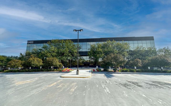 Pictures of Office property located at 12400 Olive Blvd, St. Louis, MO 63141 for lease - image #1