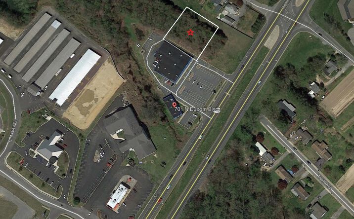 Pictures of Retail, Office property located at 701 N Dupont Blvd, Milford, DE 19963 for lease - image #1