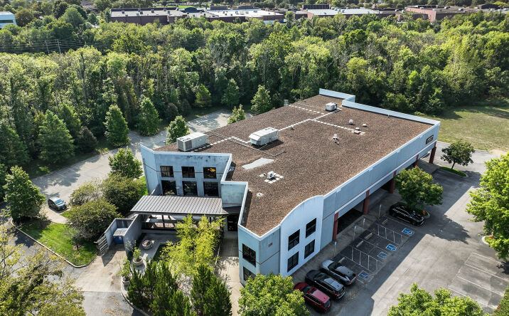 Pictures of Office property located at 210 Gothic Ct, Franklin, TN 37067 for lease - image #1
