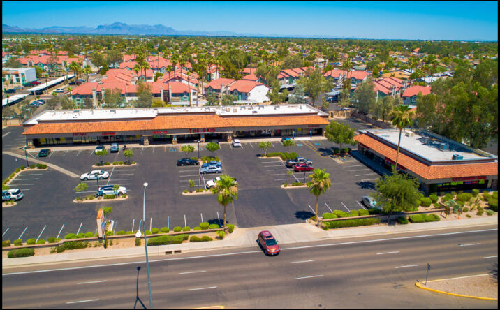 Pictures of Retail property located at 525 S Gilbert Rd, Gilbert, AZ 85296 for lease - image #1
