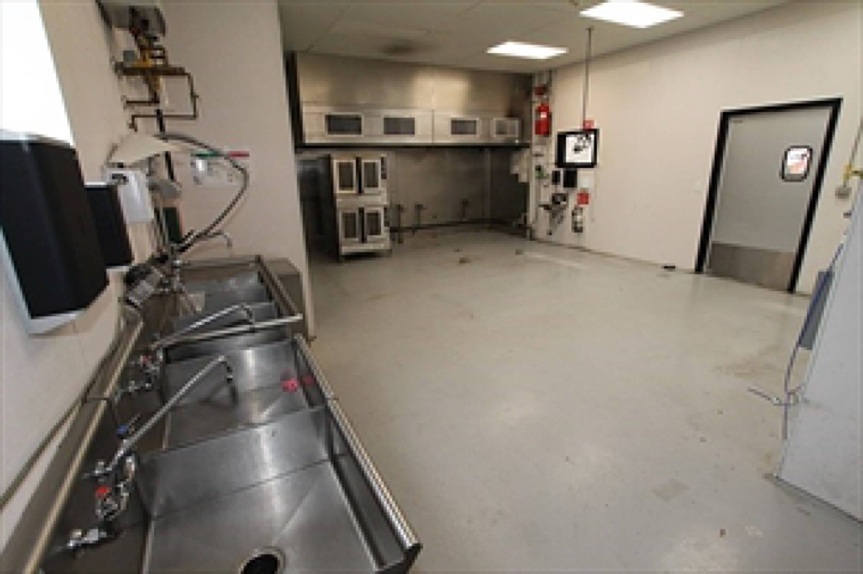 143 Highland St, Worcester, MA 01609