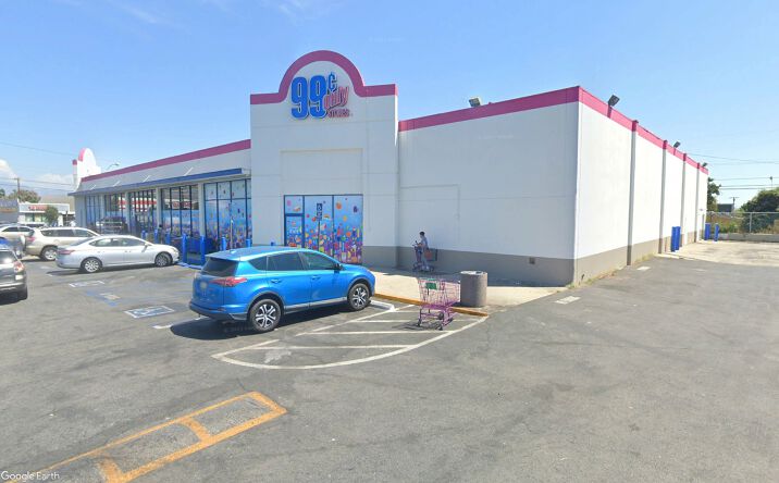 Pictures of Retail property located at 8625 Woodman Ave, Los Angeles, CA 91331 for lease - image #1
