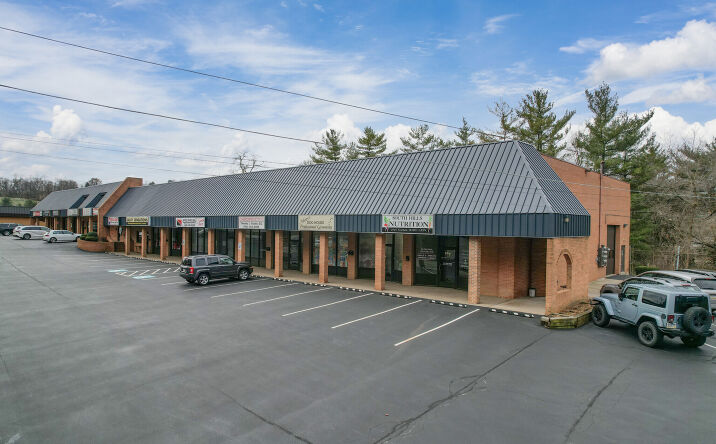 Pictures of Retail, Office property located at 4136 Library Rd, Castle Shannon, PA 15234 for lease - image #1