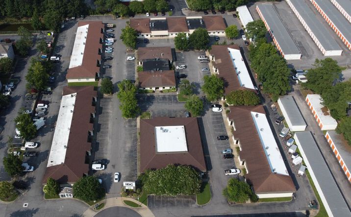 Pictures of Office, Industrial property located at 404 - 424 Investors Pl, Virginia Beach, VA 23452 for lease - image #1