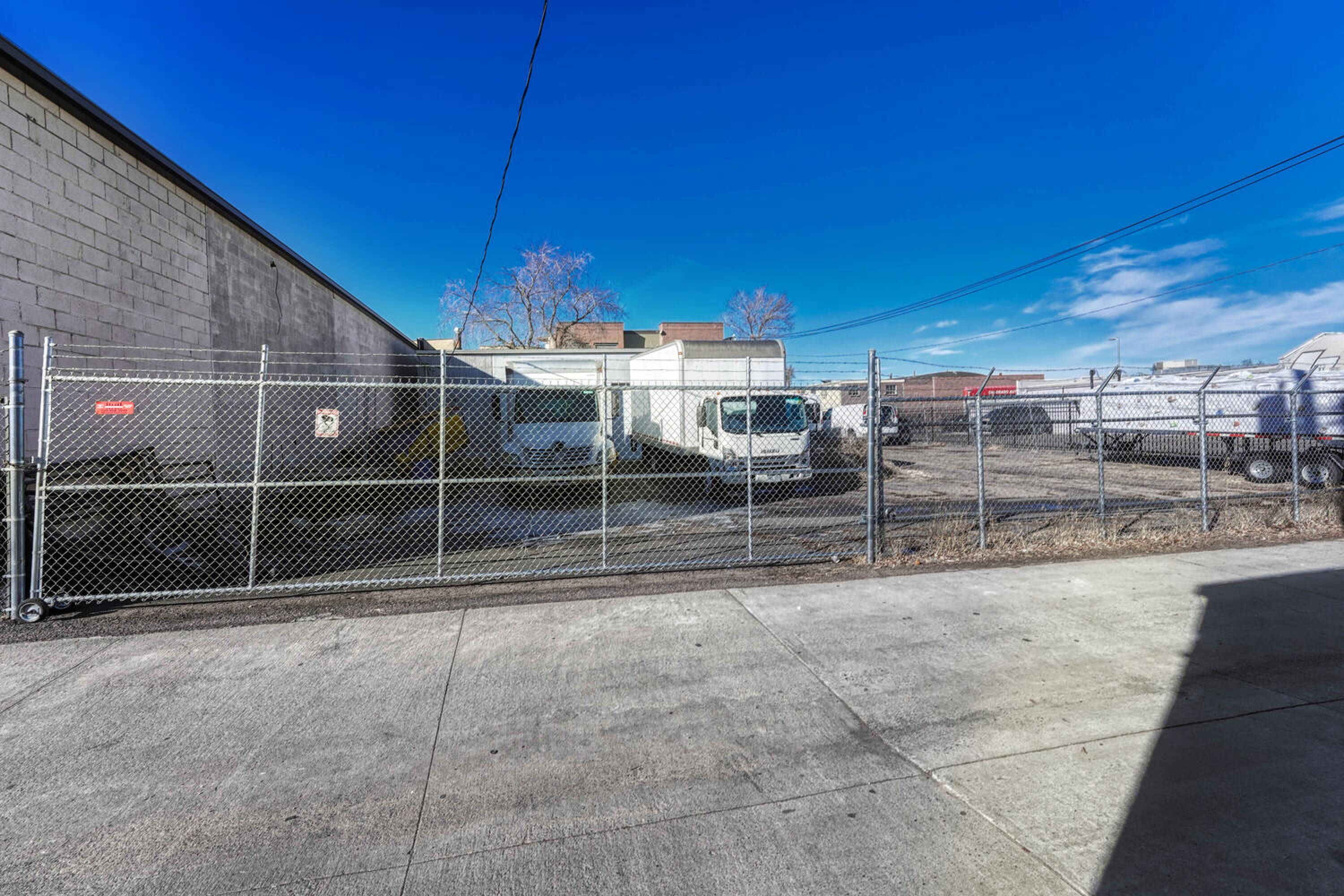 1430 Dallas St, Aurora, CO 80010