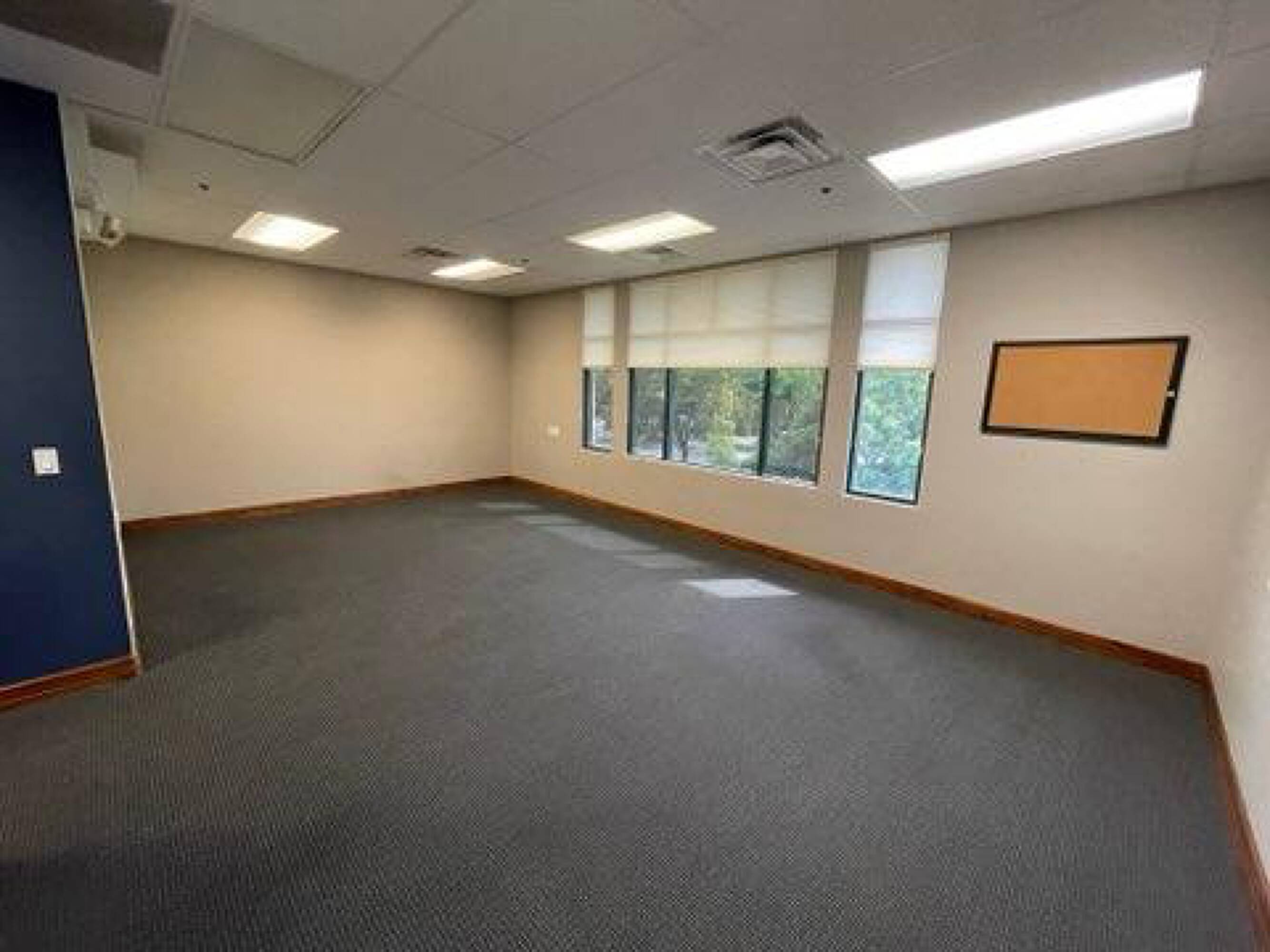 1472 E Iron Eagle Dr, Eagle, ID 83616