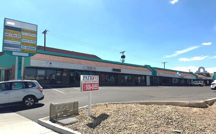 Pictures of Retail, Restaurant property located at 7828 N 19th Ave, Phoenix, AZ 85021 for lease - image #1