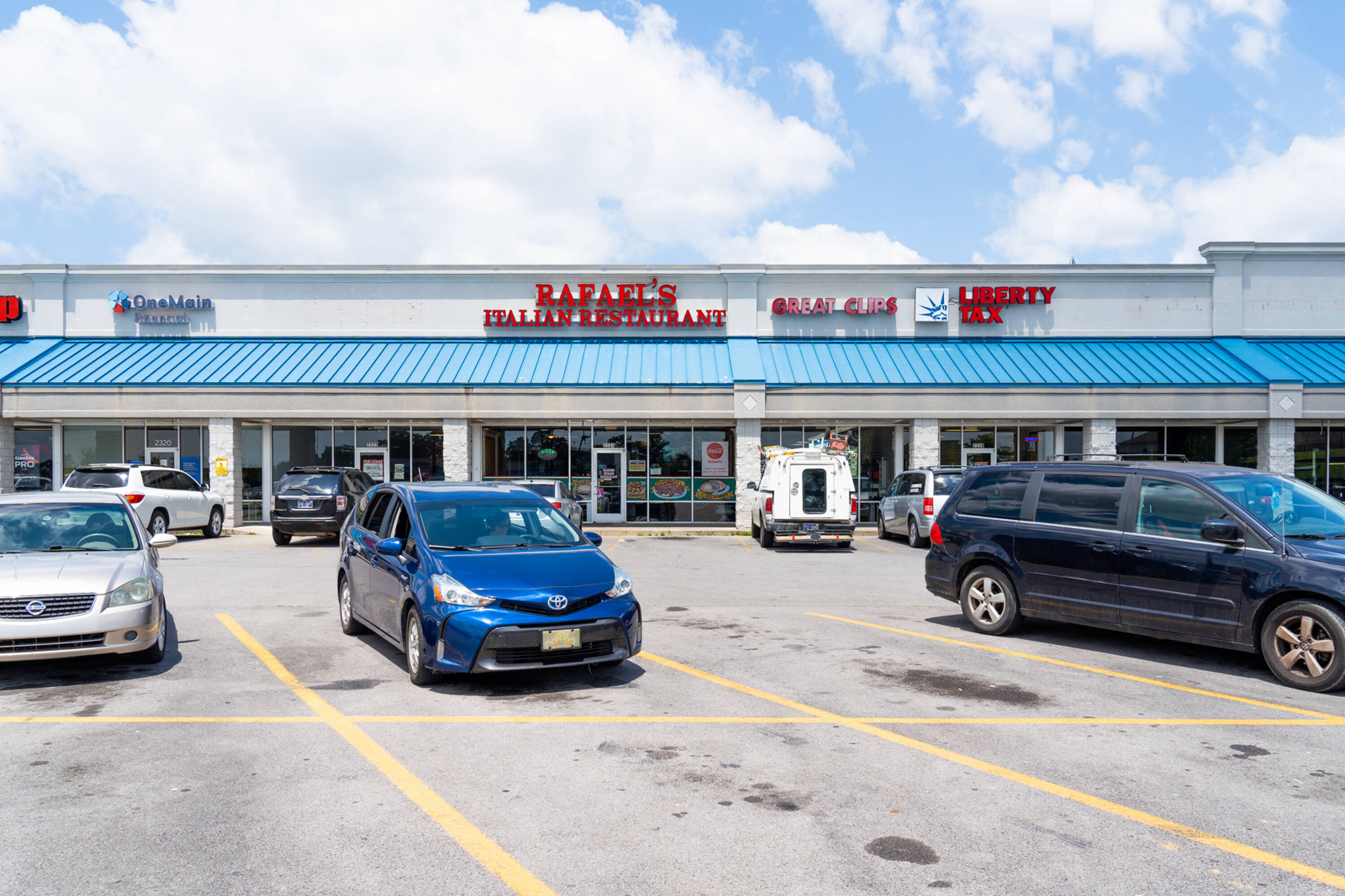 Sterling Pointe Shopping Center