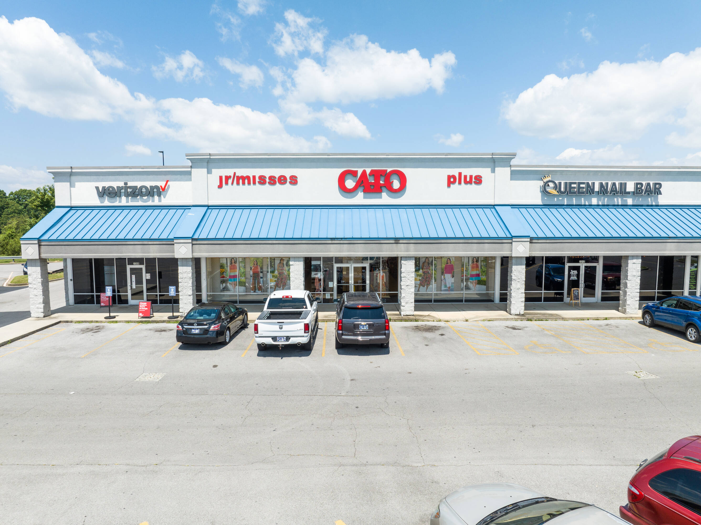 Sterling Pointe Shopping Center