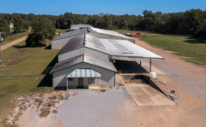 Pictures of Industrial property located at 1485 Industrial Dr, Bolton, MS 39041 for lease - image #1