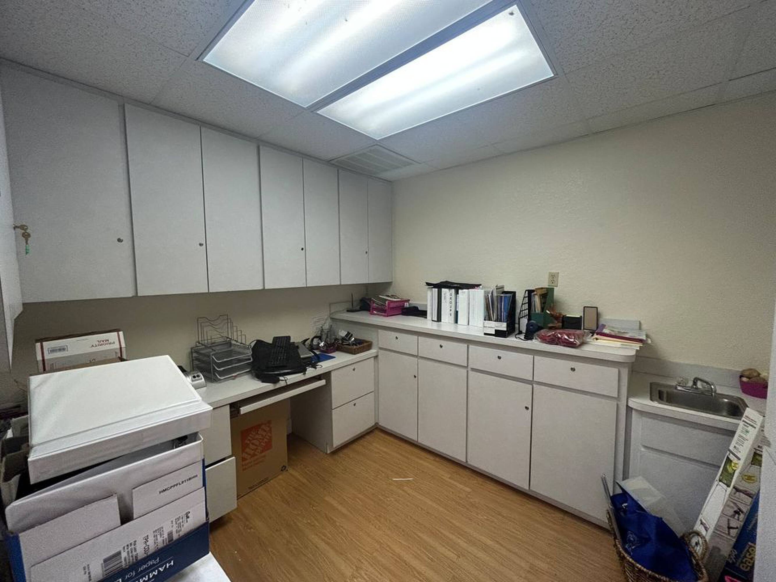 5939 Virginia Ave, New Port Richey, FL 34652