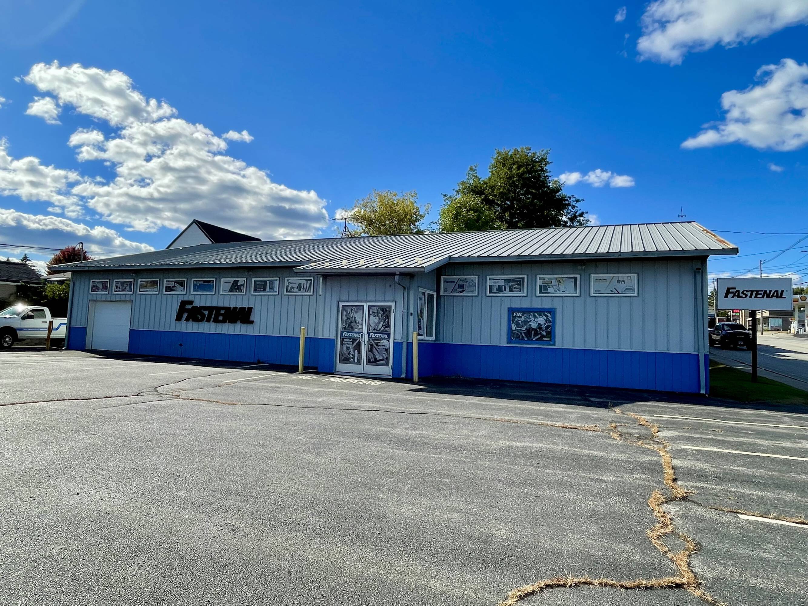 1219 Lisbon St, Lewiston, ME 04240