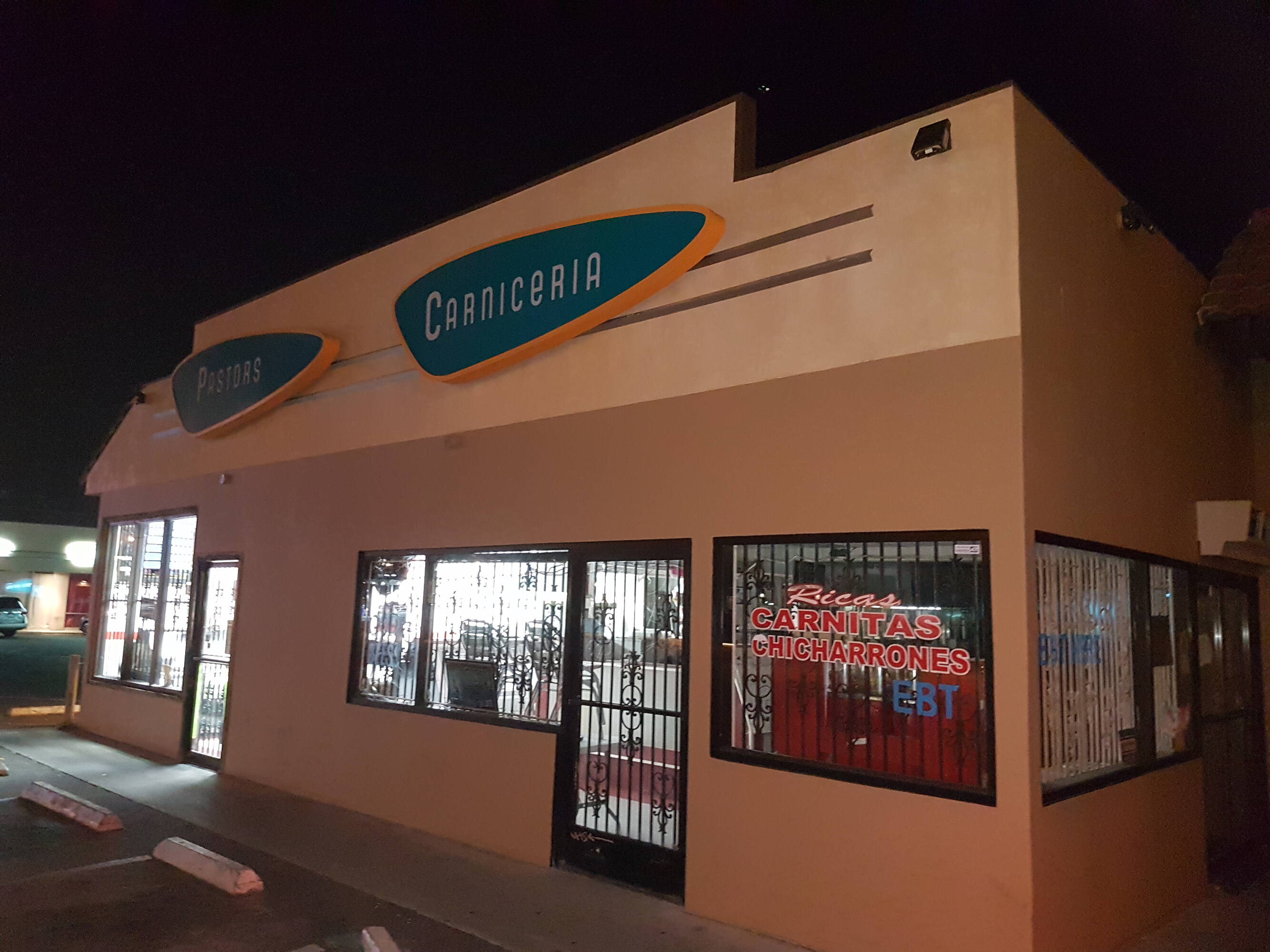 8922 Beverly Blvd, Pico Rivera, CA 90660