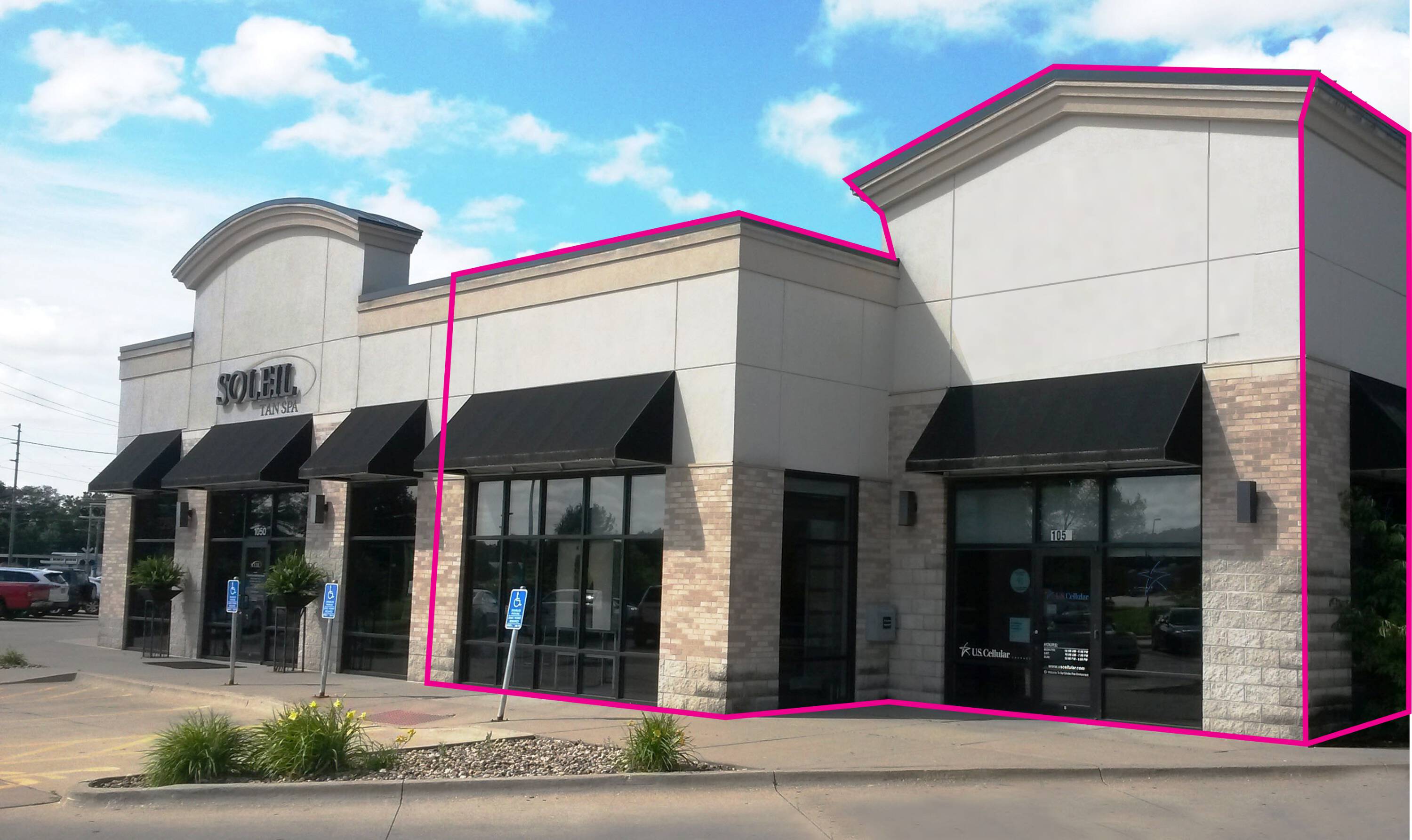 1054 73rd St, West Des Moines, IA 50265