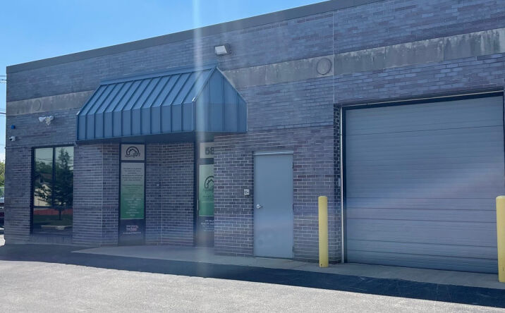 Pictures of Industrial property located at 587 & 591 Edgewood Avenue, Wood Dale, IL 60191 for lease - image #1