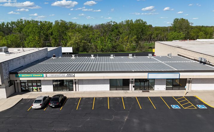 Pictures of Retail, Industrial property located at 1410-1450 East Wisconsin St, Portage, WI 53901 for lease - image #1