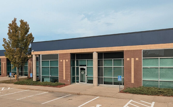 Pictures of Industrial property located at 535 SW 7th St, Des Moines, IA 50309 for lease - image #1