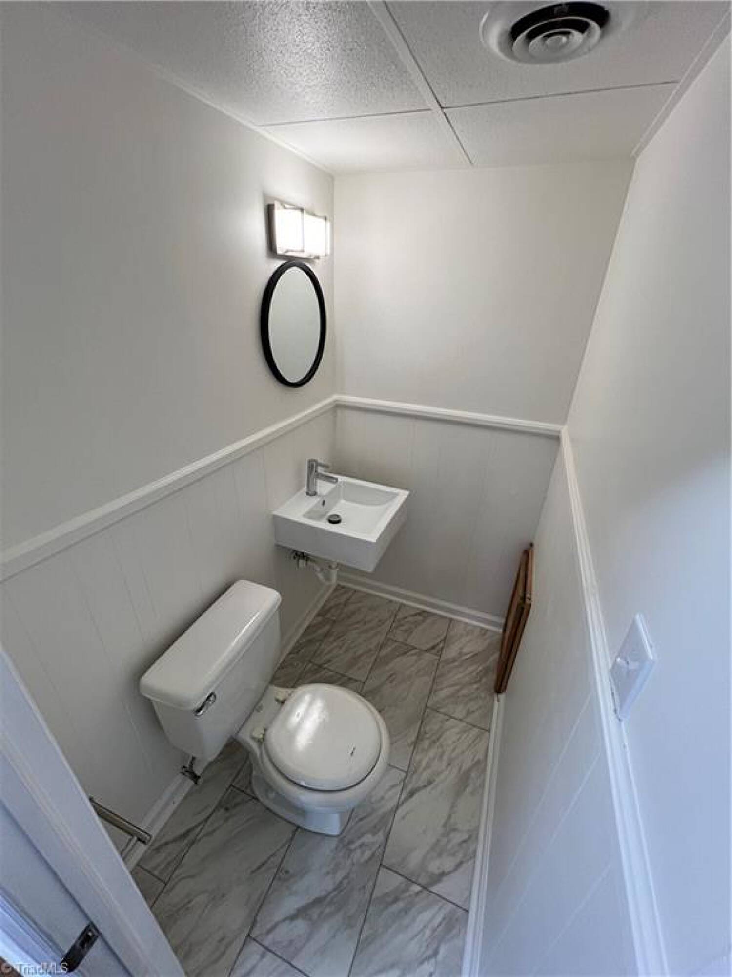 965 Salisbury Ridge Rd, WinstonSalem, NC 27127