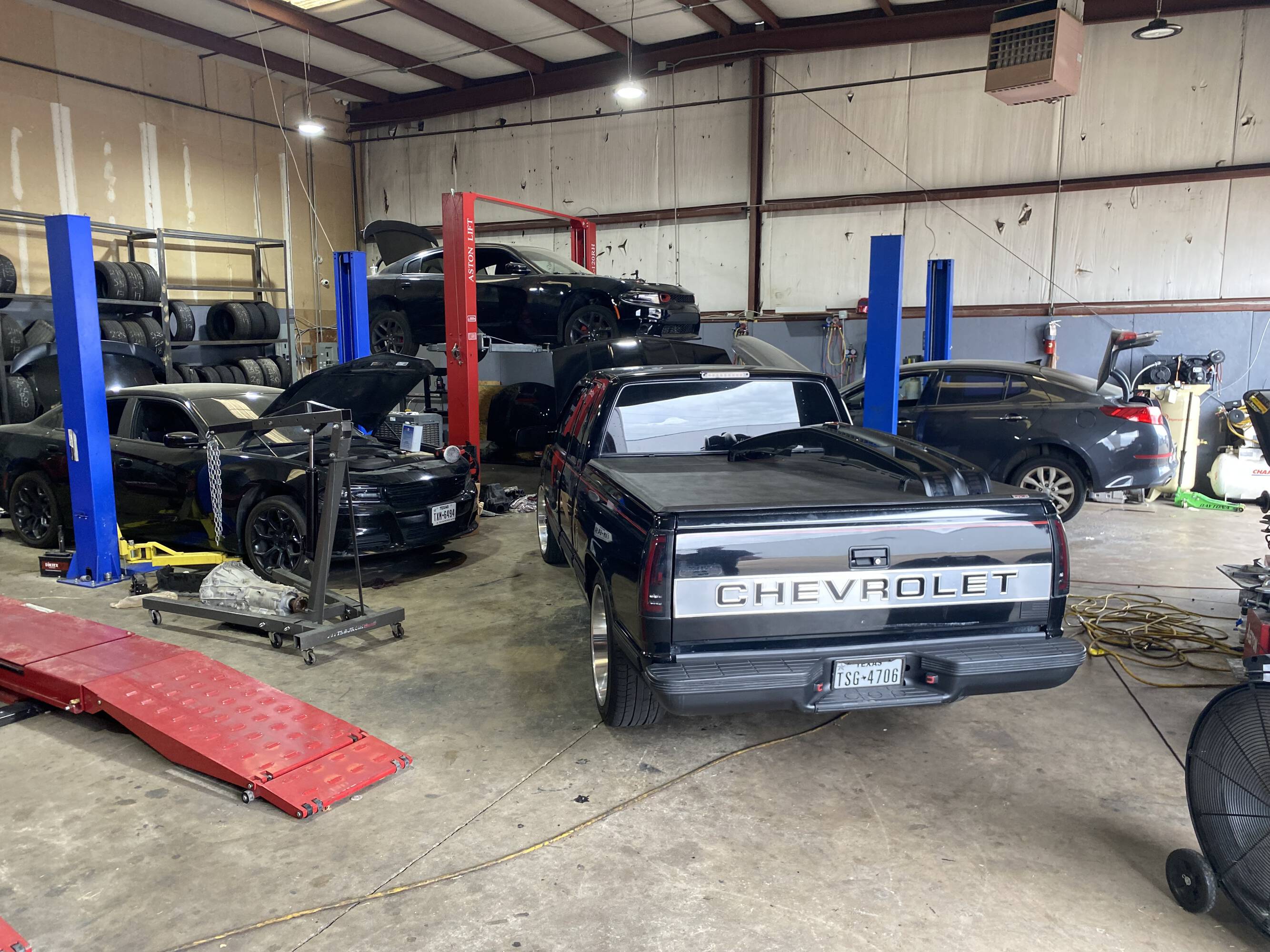 4306 W Camp Wisdom Rd, Dallas, TX 75237