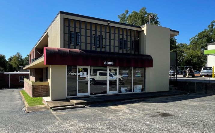 Pictures of Office property located at 3333 Poplar Ave, Memphis, TN 38111 for lease - image #1