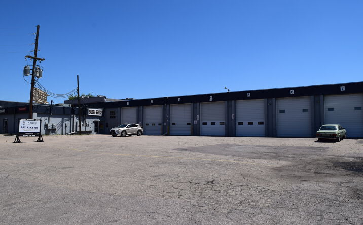 Pictures of Industrial property located at 1207 S Platte River Dr, Denver, CO 80223 for lease - image #1