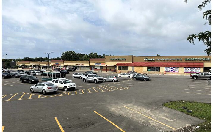Pictures of Retail property located at 1925 Perry St, Pontiac, MI 48340 for lease - image #1