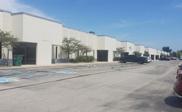 Pictures of Industrial property located at 5214 W 79th St, Indianapolis, IN 46268 for lease - image #1