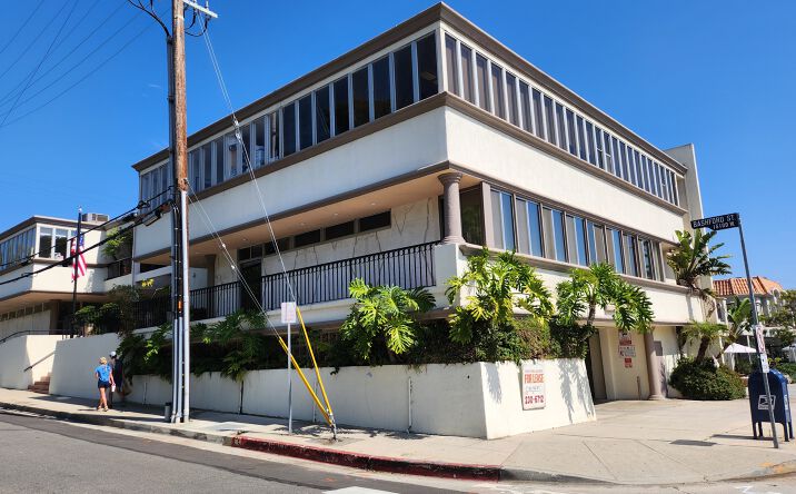 Pictures of Office, Special Purpose property located at 984 Monument St, Los Angeles, CA 90272 for lease - image #1