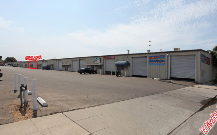 Pictures of Industrial property located at 3164 N Marks Ave, Fresno, CA 93722 for lease - image #1
