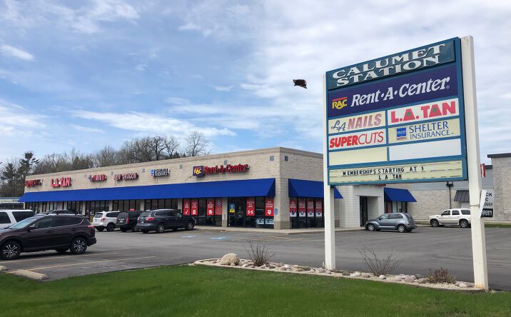 Pictures of Retail property located at 1615 N Calumet Ave, Valparaiso, IN 46383 for lease - image #1