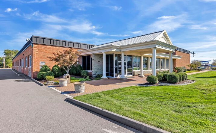 Pictures of Office, Special Purpose property located at 3700 S Lindbergh Blvd, St. Louis, MO 63127 for lease - image #1