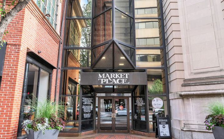 Pictures of Retail, Office, Restaurant property located at 1365 Main St, Springfield, MA 01103 for sales - image #1