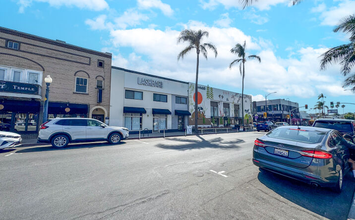 Pictures of Retail, Office property located at 3913 Fourth Ave, San Diego, CA 92103 for lease - image #1