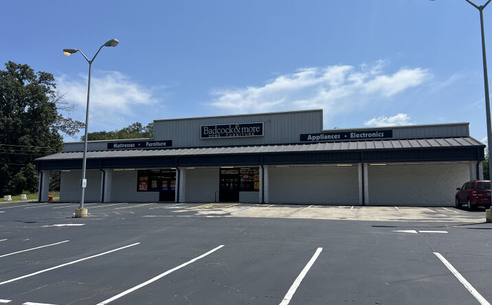 Pictures of Retail, Industrial property located at 3600 Main St, Jasper, TN 37347 for lease - image #1