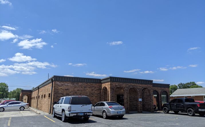 Pictures of Retail, Office property located at 6600 W Main St, Belleville, IL 62223 for lease - image #1