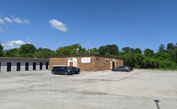 6608 W Main St, Belleville, IL 62223 | Crexi.com