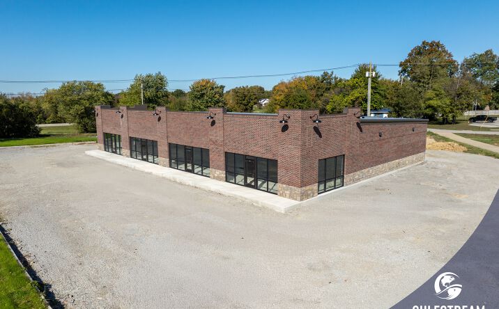 Pictures of Retail, Office, Restaurant property located at 8844 Hwy 44 E, Mt Washington, KY 40047 for lease - image #1
