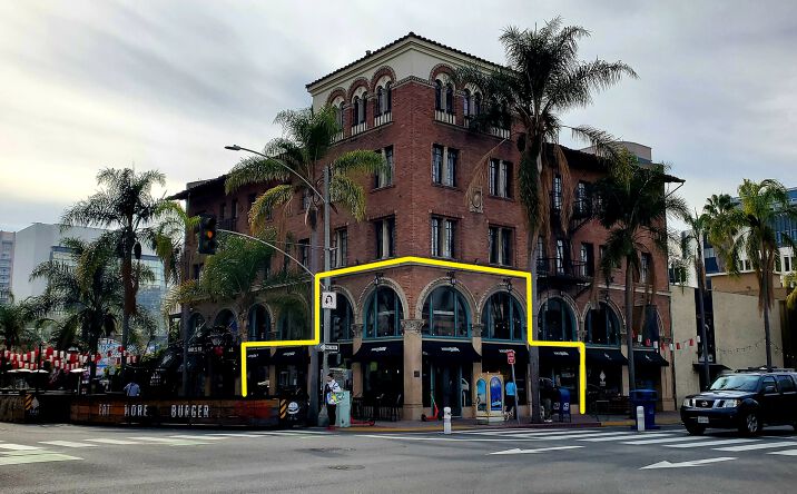 Pictures of Restaurant property located at 149 Linden Ave, Long Beach, CA 90802 for lease - image #1