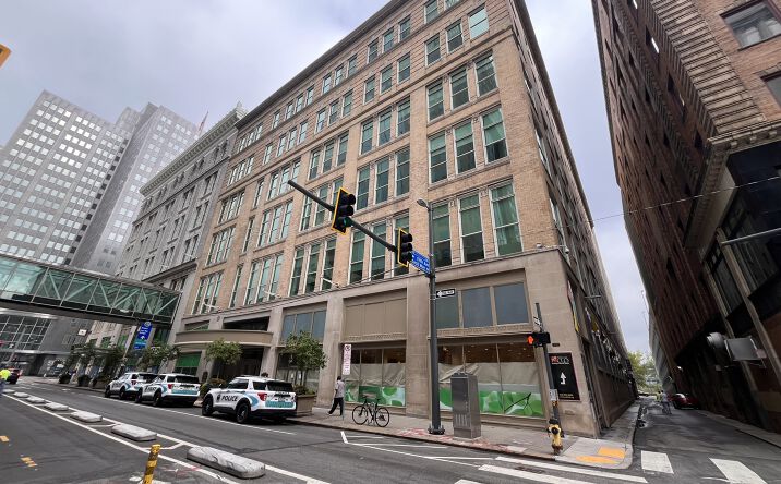 Pictures of Retail, Office property located at 501 Penn Ave, Pittsburgh, PA 15222 for lease - image #1