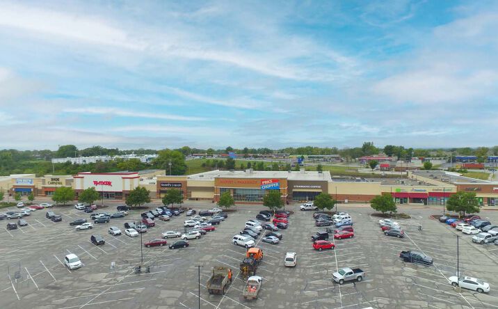 Pictures of Retail property located at 12220 S U.S. 71 Hwy, Grandview, MO 64030 for lease - image #1