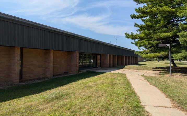 Pictures of Industrial property located at 5251 Wayne Rd, Battle Creek, MI 49037 for lease - image #1