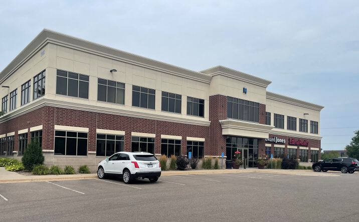 Pictures of Office property located at 1640 S Frontage Rd, Hastings, MN 55033 for lease - image #1