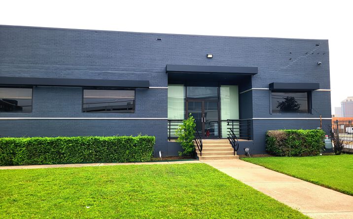 Pictures of Retail, Office, Restaurant property located at 139 Turtle Creek Blvd, Dallas, TX 75207 for lease - image #1
