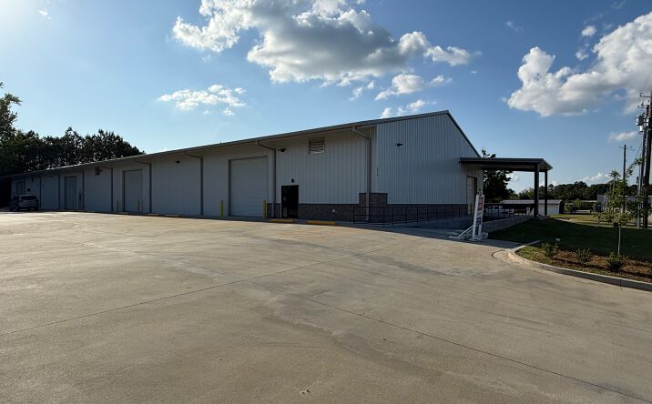Pictures of Industrial property located at 3000 Wyndham Industrial Dr, Opelika, AL 36804 for lease - image #1