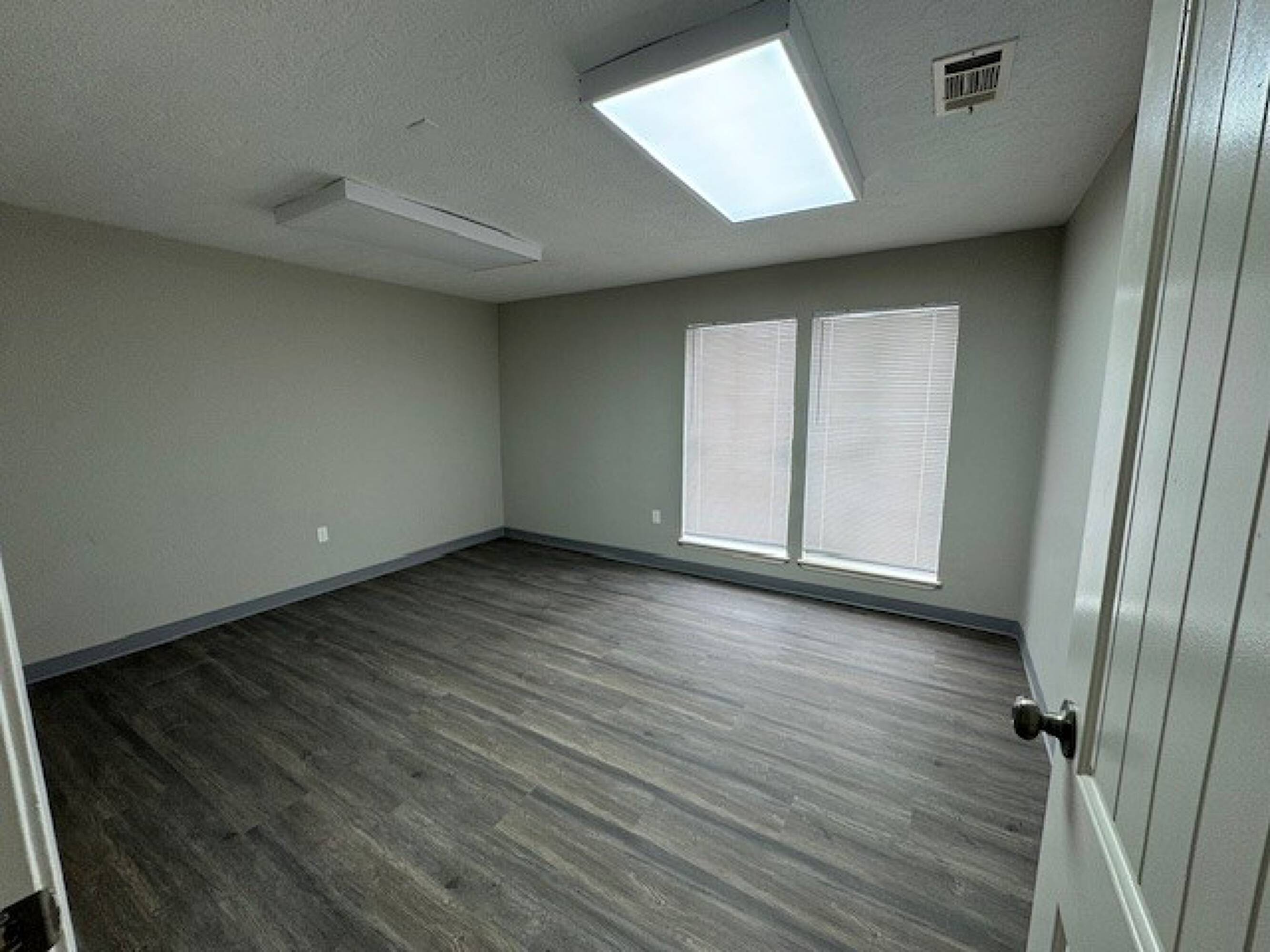 8,259 SF Office