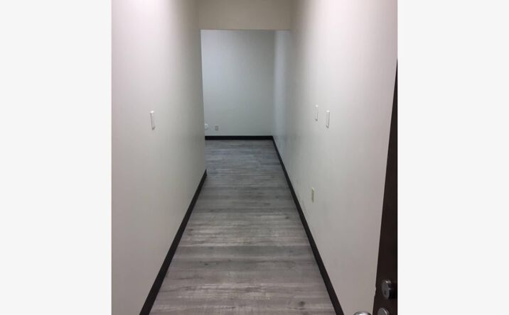 Pictures of Office property located at 3525 Prytania St, New Orleans, LA 70115 for lease - image #1