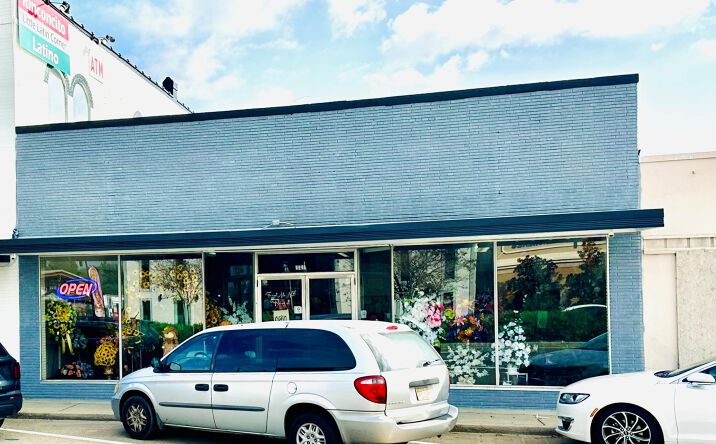 Pictures of Retail property located at 1920 25th Ave, Gulfport, MS 39501 for lease - image #1