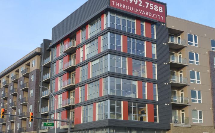 Pictures of Retail, Office, Restaurant property located at 2911 W Grand Blvd, Detroit, MI 48202 for lease - image #1